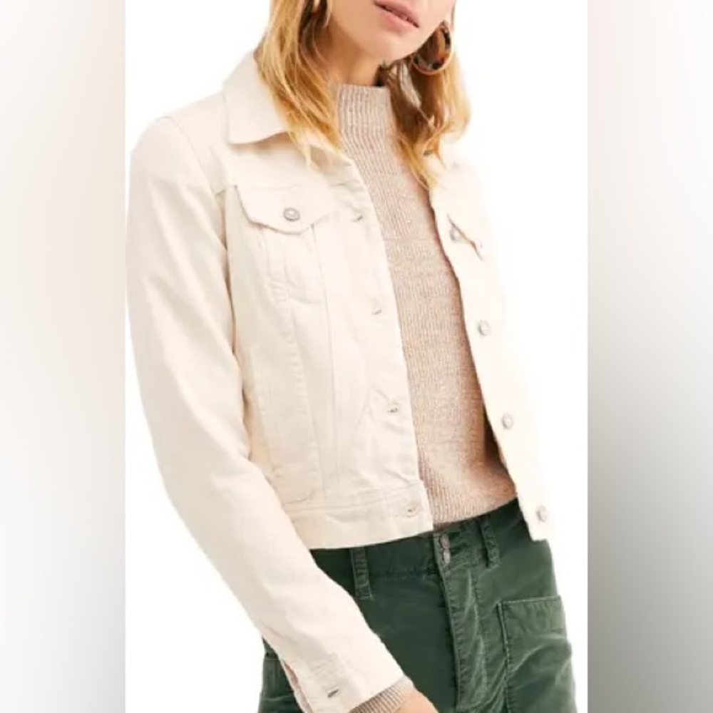 Free People We the Free Rumors Jean Jacket Size Medium